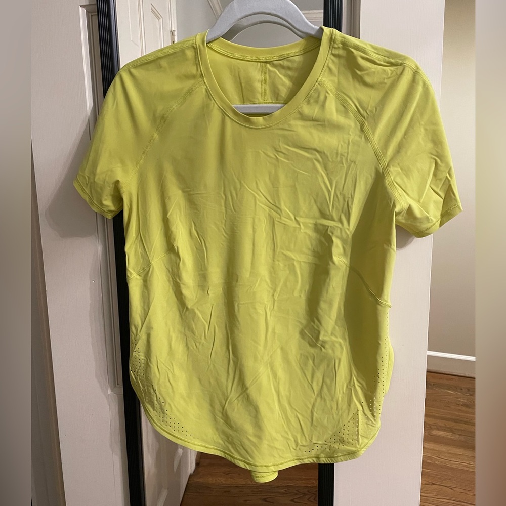 Lululemon running tee